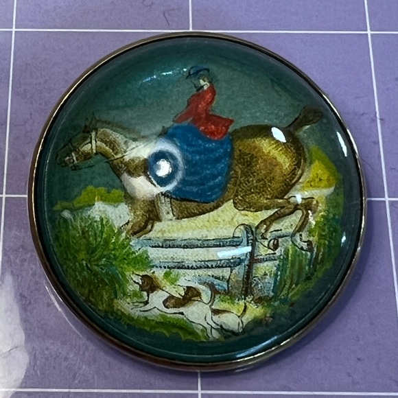 🇫🇷Original Bridle Rosette Pins W / Fox Hunting Under Glass Brass Bezels - Picture 3 of 6